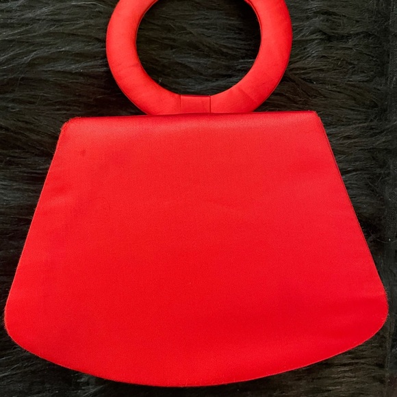 Red Evening Bag - Picture 2 of 10